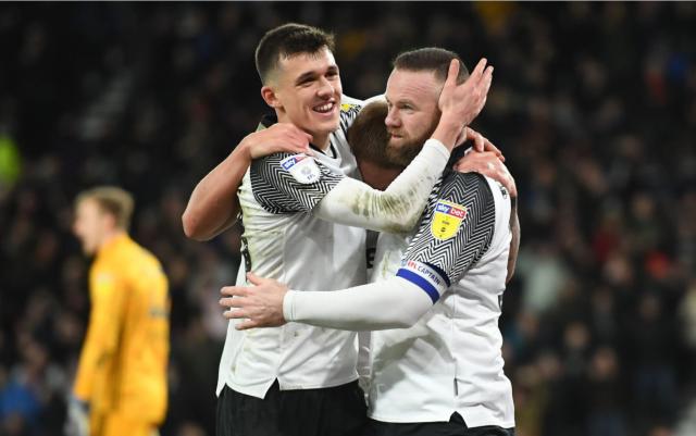 乐鱼官网-鲁尼亮鞋底致自家球员重伤 德比郡已凑不齐11人